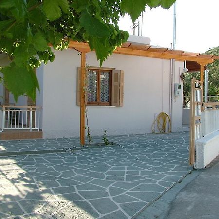 George'S Apartment Agia Marina (Aegina) Quarto foto